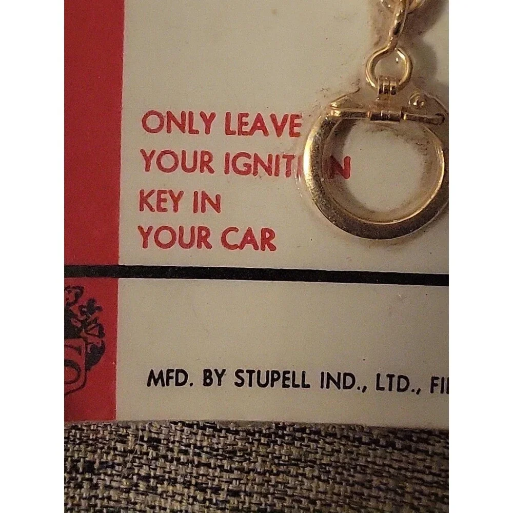 BALBOA Pull Apart Double Ring Key Chain Original Pack Chevrolet GM 60s VTG NOS